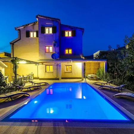 Apartamento Vrkljan Podstrana