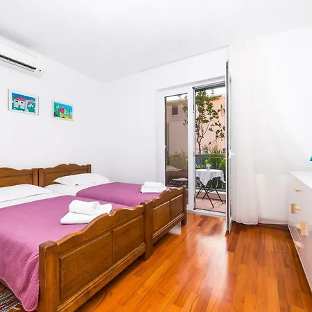 Apartamento Vrkljan
